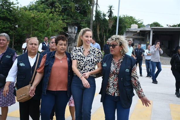 Alcaldesa Paty Lobeira inaugura obra de pavimentación en concreto hidráulico en la colonia Valente Díaz