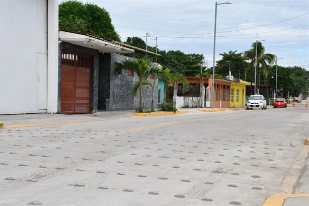 Alcaldesa Paty Lobeira inaugura obra de pavimentación en concreto hidráulico en la colonia Valente Díaz