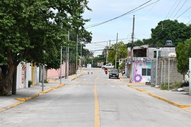 Alcaldesa Paty Lobeira inaugura obra de pavimentación en concreto hidráulico en la colonia Valente Díaz