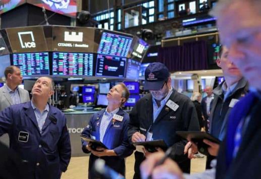 Wall Street cierra con pérdidas a unas horas de las elecciones en EU