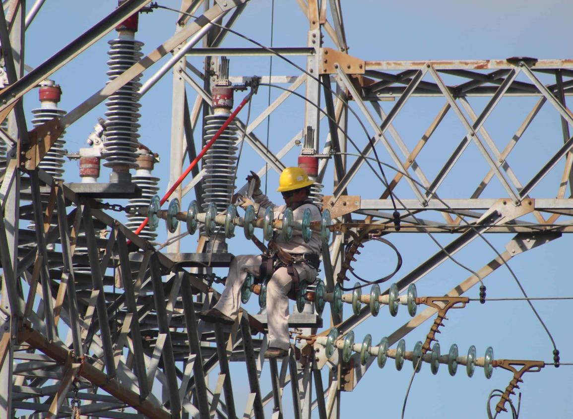 Mantenimiento de CFE dejará sin luz a varias colonias de Agua Dulce