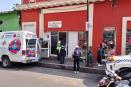 Auxilian a mujer tras perder el conocimiento en un consultorio de Orizaba, ¿qué le pasó?