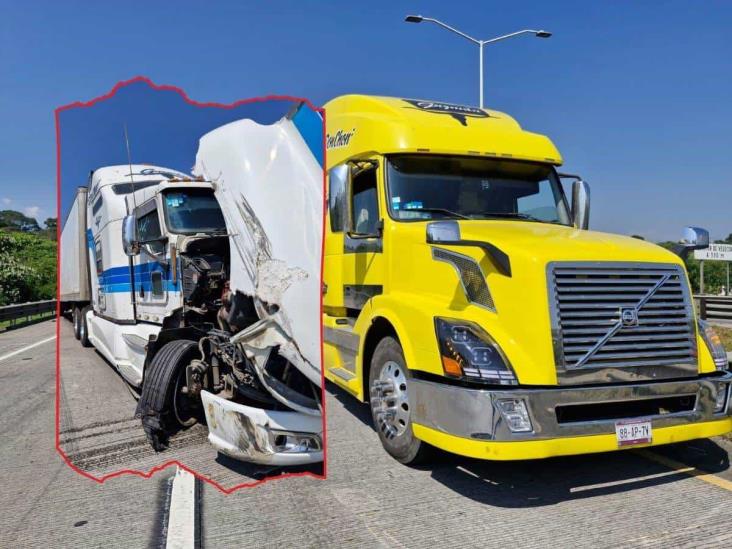 Chocan tráileres sobre la autopista Orizaba-Córdoba