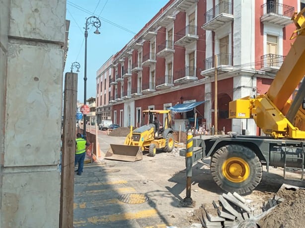 Esta calle del centro de Veracruz fue cerrada al paso vehicular