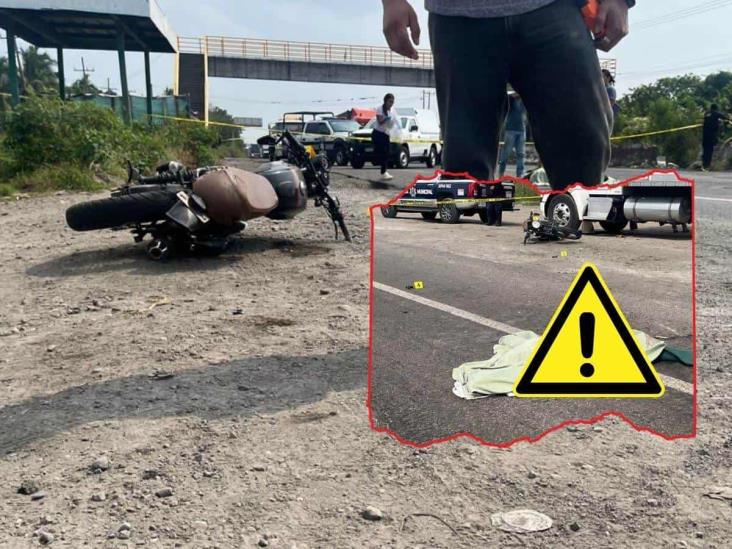 Cobarde trailero arrolla y asesina a motociclista en la carretera Xalapa-Veracruz