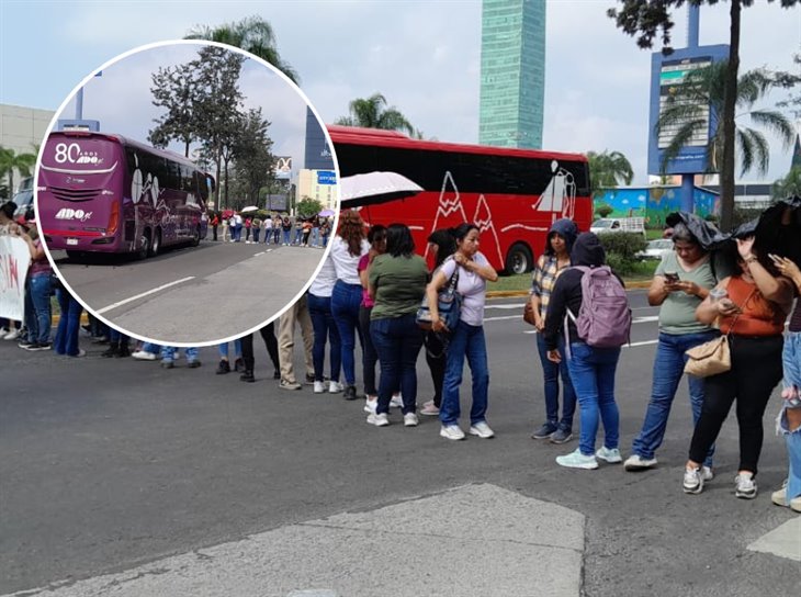 Maestros bloquearon carretera federal Xalapa-Veracruz