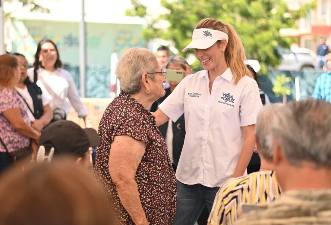 Realiza Paty Lobeira la entrega de despensas del Programa Alimentario Municipal a vecinos de Vista Mar