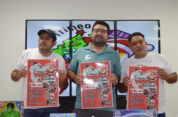 Está listo Yeyo Claus para entregar juguetes a los niños