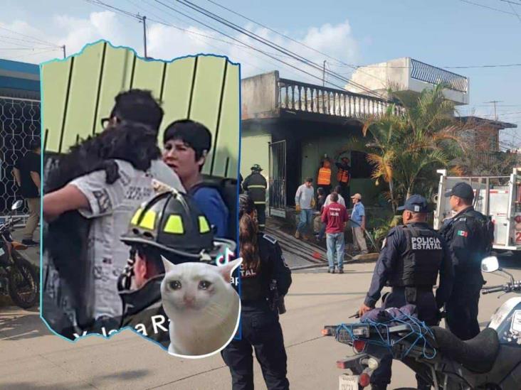 Perrito se aferra a su dueño tras incendio de vivienda en Xalapa (+Video)