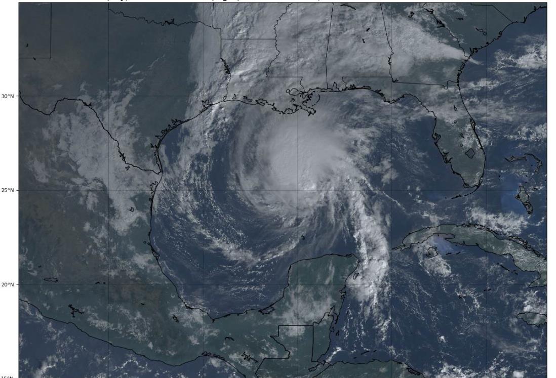 Tormenta tropical Rafael continúa debilitándose en el Golfo de México