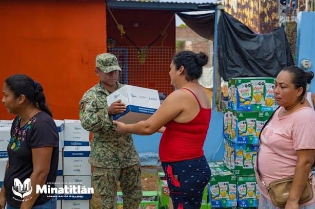 Coordinación Efectiva para Apoyo a Familias Afectadas por inundaciones en Minatitlán