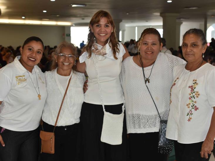 El Grupo Siervos de Jesús realiza evento pro-seguro sacerdotal