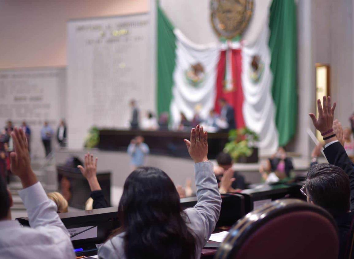 Reseña de la toma de protestas de los diputados locales de la LXVII Legislatura del Estado