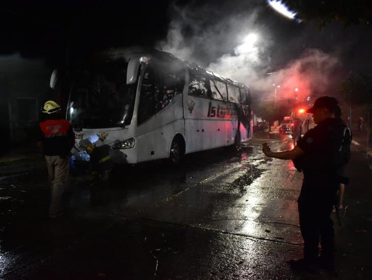 Violenta madrugada en Acayucan y Soconusco por ataques con bombas molotov | VIDEO