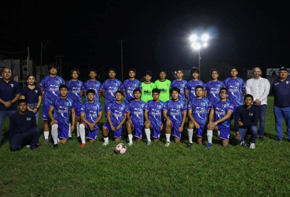 Apoya Liga Pirata a equipo de Bulldogs