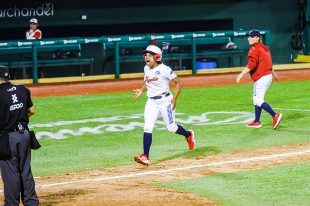 Se nutre El Águila femenil con dos cubanas de nivel