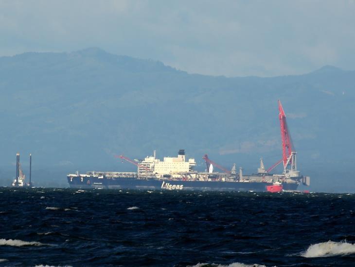 Gasoducto Puerta al Sureste: esta embarcación releva al Tog Mor tras encallar en Coatzacoalcos