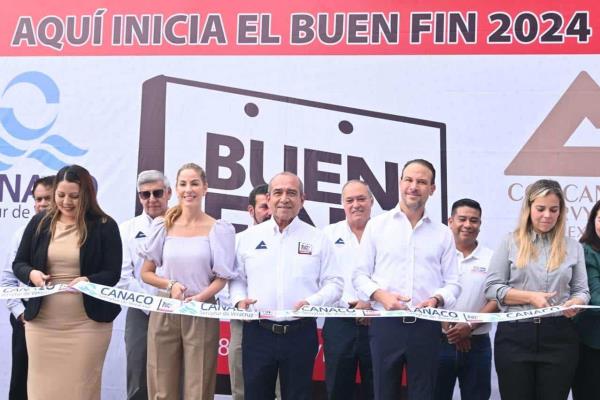 Paty Lobeira, alcaldesa de Veracruz encabeza el inicio del "Buen Fin 2024" en Veracruz