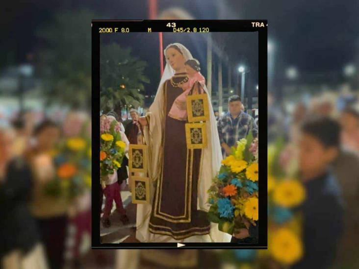 ¡Como nueva! Vuelve la imagen de la Virgen del Carmen a Zongolica