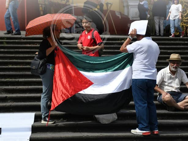 Activistas nuevamente piden paz en Palestina desde Xalapa