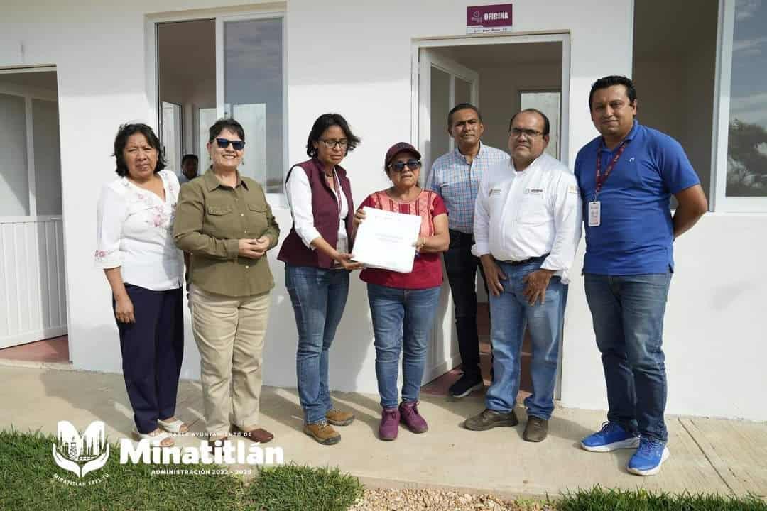 Recibe Dra. Carmen Medel Centro de Compostaje