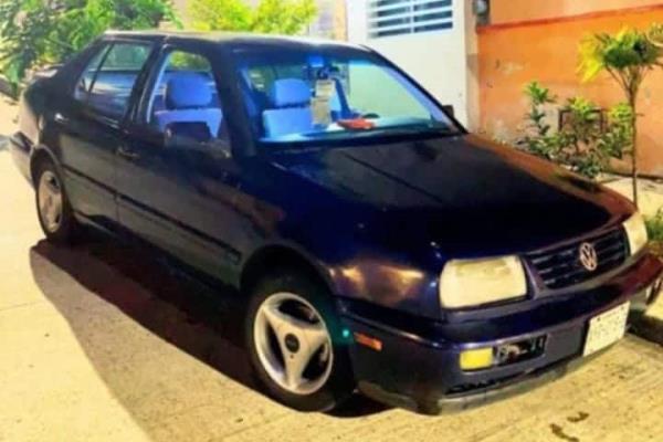 Se roban auto en colonia Progreso Macuiltépetl, en Xalapa; dueño pide ayuda