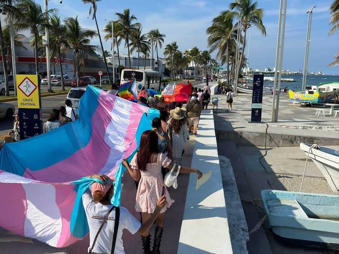 Adolescentes trans son víctimas de maltrato en escuelas de Veracruz