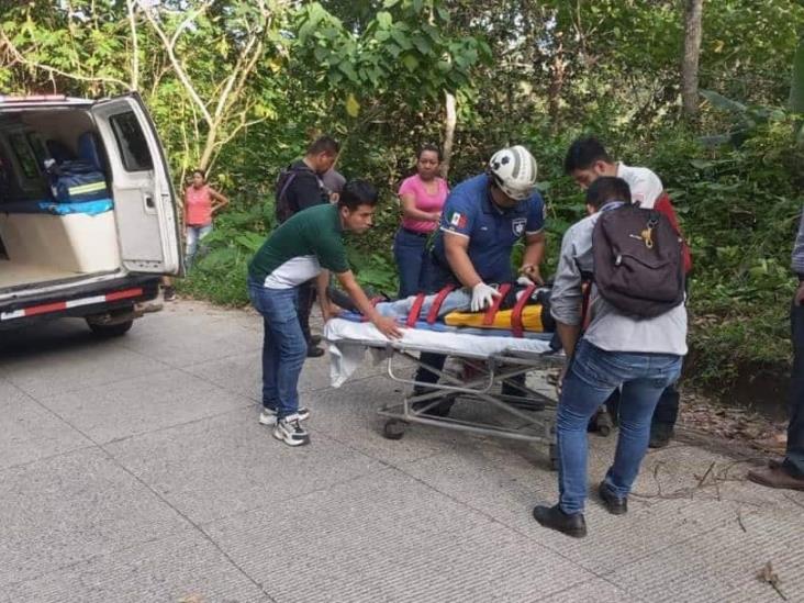 Accidente de motocicleta deja a dos lesionados en Yecuatla