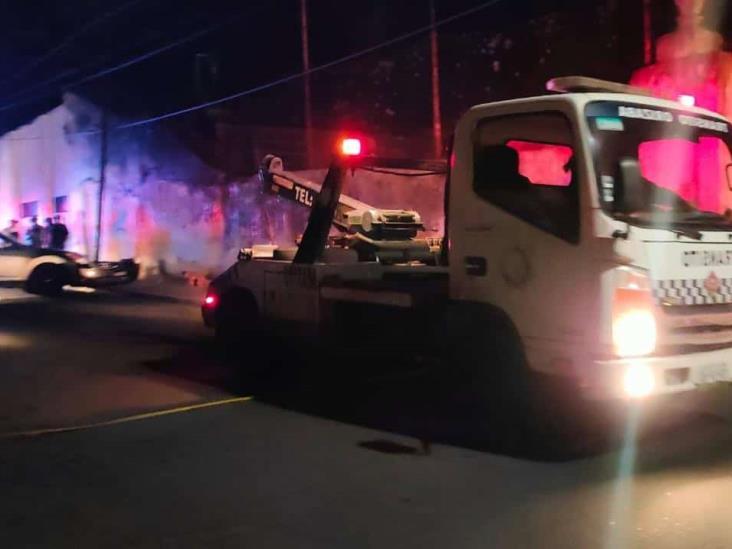 Se accidenta camioneta en pleno centro de Orizaba