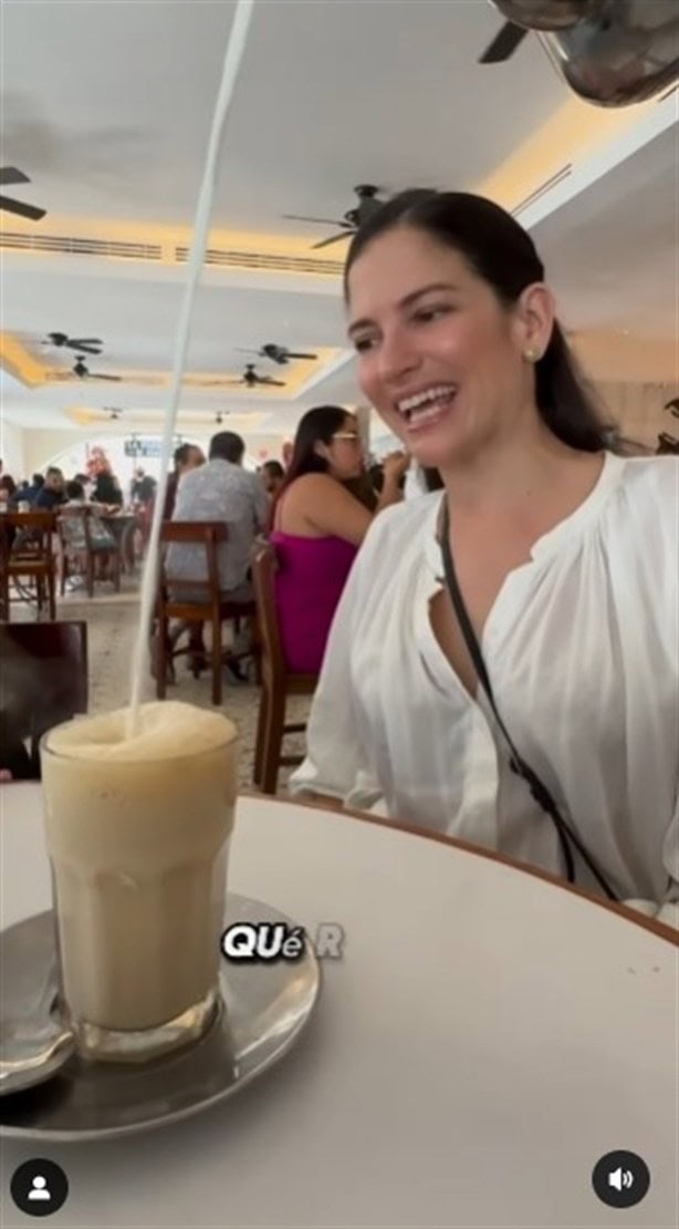 Natalia Jiménez visita el tradicional café de La Parroquia en Veracruz | VIDEO