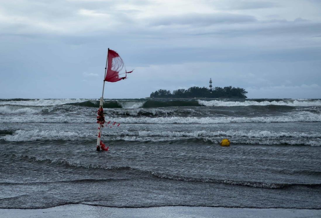 Playas de Boca del Río tendrán bandera roja por Frente Frío Número 10