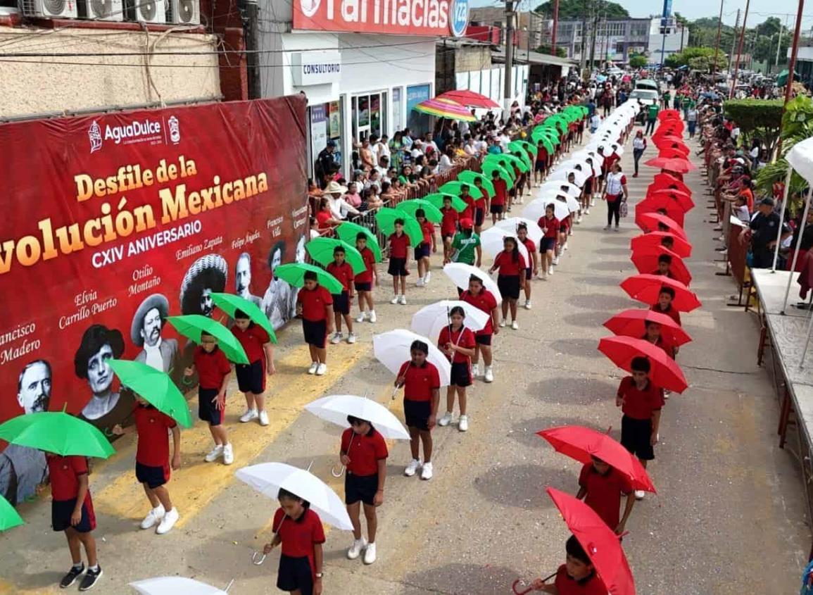 Alcalde conmemora CXIV Aniversario de la Revolución en Agua Dulce