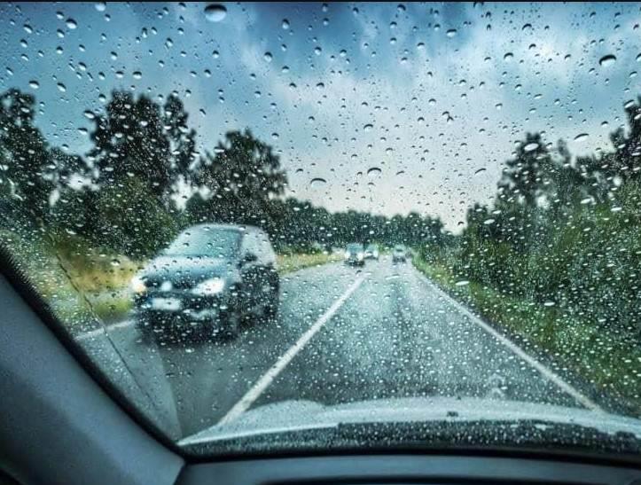 Recomendaciones para evitar accidentes vehiculares en los días de lluvia en Veracruz