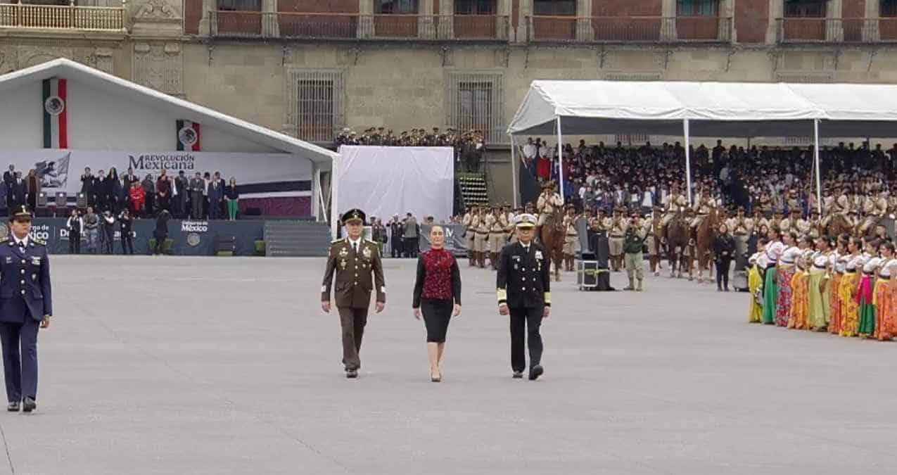 Claudia Sheinbaum asiste al desfile del 114 aniversario de la Revolución Mexicana