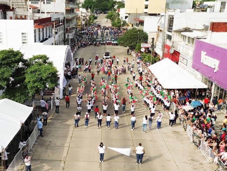 Así se vivió el desfile conmemorativo de la Revolución Mexicana en Coatzacoalcos | VIDEO