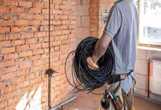 Por esta razón debes asegurar cables y tubos fuera de casa si hay un frente frío