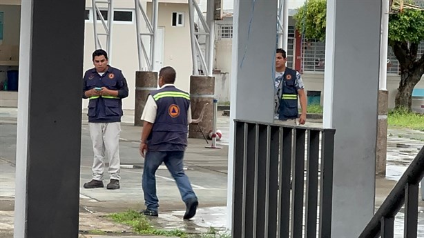 Nueva fuga de hidrocarburo en Poza Rica; evacúan escuela primaria (+VIDEO)