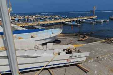 Pescadores de Veracruz aseguran lanchas ante el Frente Frío 10