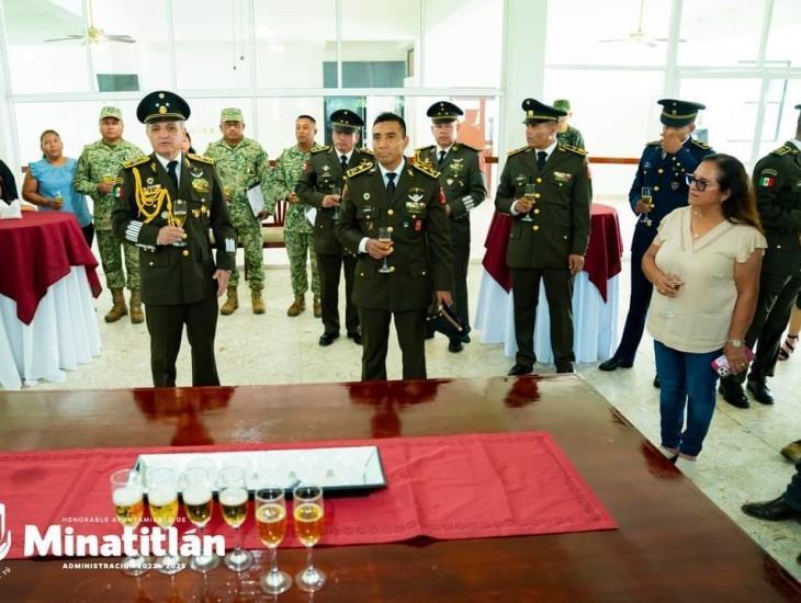 Asiste Dra. Carmen Medel a Ceremonia de Ascensos al Grado Inmediato e Imposición de Condecoraciones 2024