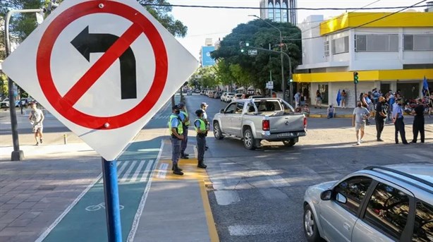 ¿De cuánto es la multa en Veracruz por dar vuelta en U en lugar prohibido?