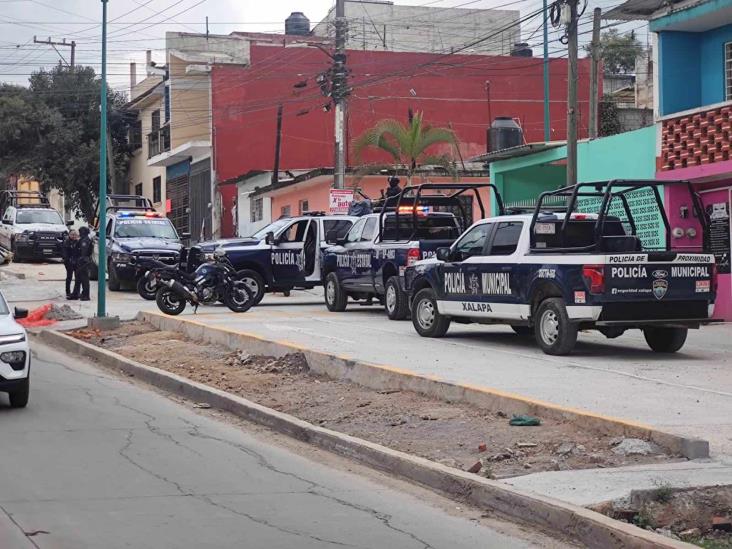 A sangre fría: hombre es baleado en Xalapa, logra escapar y busca ayuda