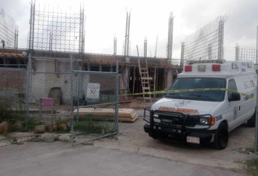 Muere albañil mientras almorzaba en plena obra en Emiliano Zapata