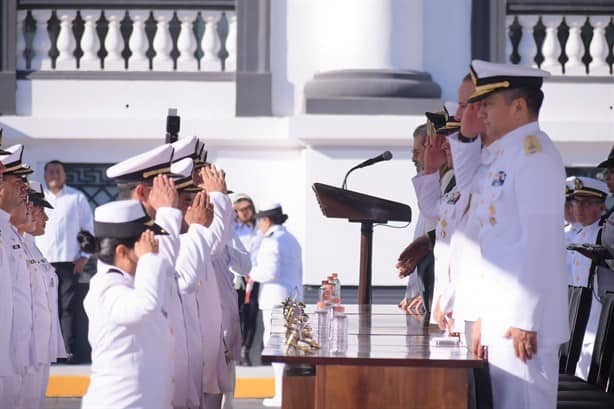 Veracruz honra a la Armada en su 199 aniversario histórico