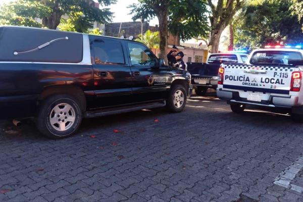 Hallan muerto frente a Tecnológico de Orizaba a hombre en situación de calle