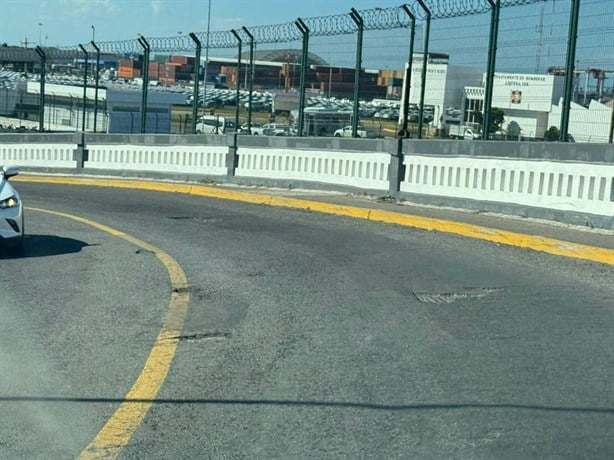 Puente Morelos en Veracruz requiere atención por múltiples baches