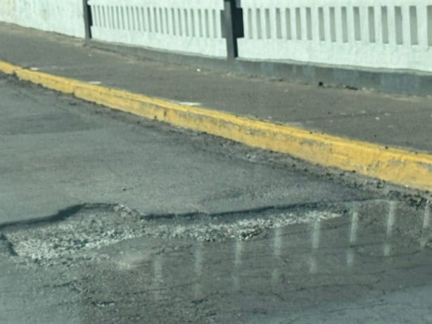 Puente Morelos en Veracruz requiere atención por múltiples baches