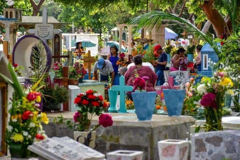 Celebran en Coatzacoalcos el Día de Muertos