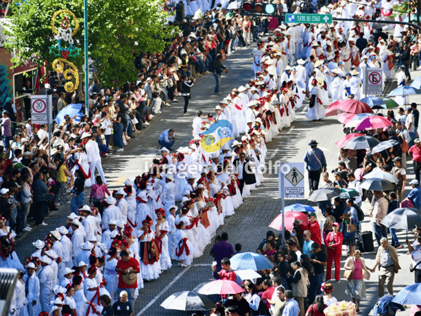 Arranca evento de La Bamba en Xalapa; buscan romper récord este 2024