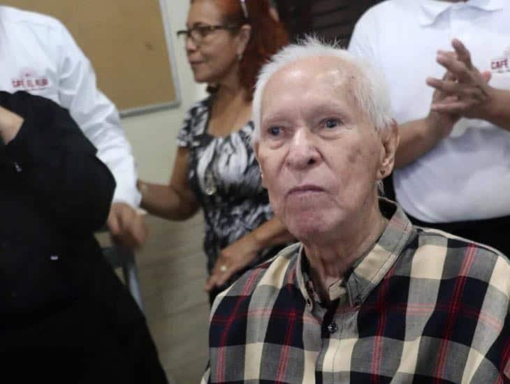 Antonio U. Bayona fue festejado por su cumpleaños 90