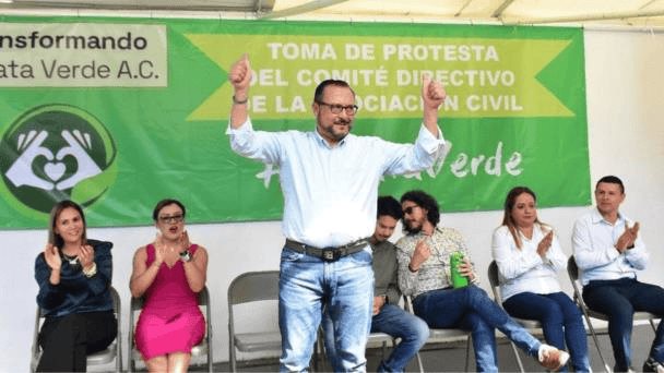 "El Gordito de Oro": Toma protesta Renato Alarcón Guevara como presidente de la asociaron civil "Transformando Zapataverde A.C.".